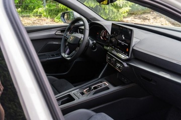 Cupra Leon II 2025 Cupra Leon Sportstourer VZ 2.0 TSI 333 KM DSG, zdjęcie 32
