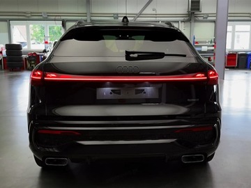 Audi 2025 AUDI Q5 TFSI quattro S line Sportback Suv 2.0 (204KM) 2025, zdjęcie 1