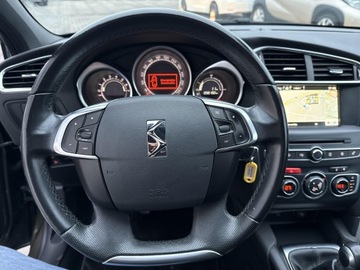 DS 4 I Hatchback Facelifting 2015 (Citroen) 1.6 VTi 120KM 2015 Citroën DS4 1.6 VTi SoChic 1.6 VTi SoChic, zdjęcie 13