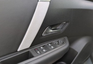 Citroen 2025 Citroen C4 e-C4 EV156 54kWh Extended Range Max SalonPL Bogaty Od Reki, zdjęcie 11