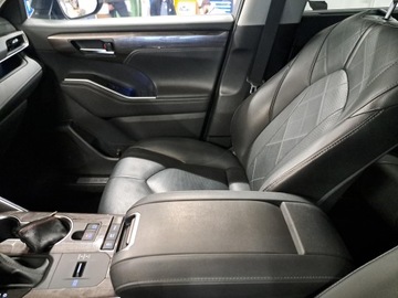 Toyota Highlander III 2.5 248KM 2021 Toyota Highlander 2.5 Executive Toyota Highlander, zdjęcie 26