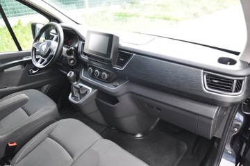 Renault Trafic III Combi 2.0 dCi  170KM 2023 RENAULT TRAFIC 9 os Krajowy Bezwypadkowy Przewóz Osób Niepełnosprawnych, zdjęcie 2