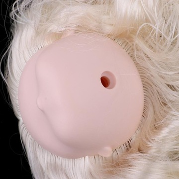 Культ безликой девушки с золотыми волосами