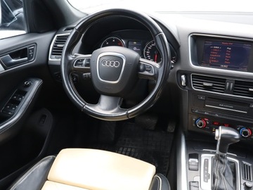 Audi Q5 I SUV 2.0 TDI 170KM 2010 Audi Q5 2.0 TDI, 167 KM, 4X4, Automat, Skóra, zdjęcie 6