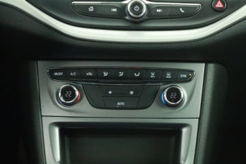 Opel Astra K Sports Tourer 1.6 CDTI 110KM 2018 Opel Astra 1.6 CDTI, Salon Polska, Serwis ASO, zdjęcie 9