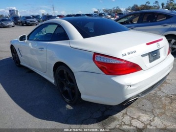 Mercedes SL R231 2013 Mercedes-Benz SL 550 2013 4.6l 4.6 Benzyna 429KM, zdjęcie 3