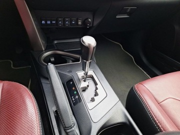 Toyota RAV4 IV MPV Facelifting 2.5 Hybrid 197KM 2017 Toyota RAV4 RAV4 Hybrid Selection 4x4 Temp aktywnyCzytanie znakowBi-LEDPL, zdjęcie 15