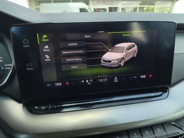 Skoda Octavia IV Kombi 2.0 TDI 150KM 2023 Skoda Octavia serwis ASO 2.0TDI 150KM bezwypadkow pakiety SmartLink led na, zdjęcie 26