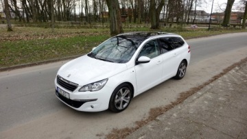 Peugeot 308 II SW 1.2 PureTech 130KM 2015 308 .. Panorama .. Ledy .. Nawigacja .. Kamera .. 2 x PDC .. Klimatronik ., zdjęcie 26