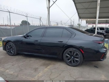 BMW Seria 7 G70 2024 BMW Seria 7 740i 2024 3.0l 3.0 Benzyna 375KM, zdjęcie 2