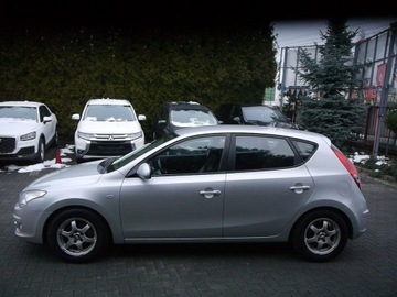 Hyundai i30 I CW 1.6 CRDi 115KM 2008 Hyundai i30 1.6 Stan b.dobry bez rdzy Gwarancja12m, zdjęcie 9