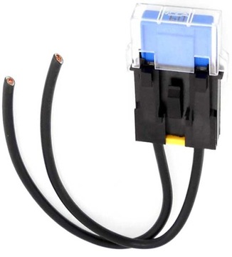 GNIAZDO BEZPIECZNIKA SAMOCHODOWEGO MAXI + PRZEWÓD