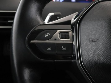 Peugeot 5008 II Crossover 1.6 BlueHDI 120KM 2017 Peugeot 3008 7os. Automat, zdjęcie 30