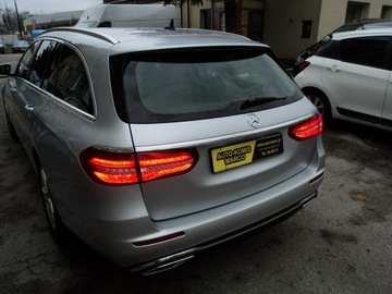 Mercedes Klasa E W213 Kombi 2.0 220d 194KM 2018 Mercedes E 220 sprzedam e klase z 2018r 2.0 DIASEL, zdjęcie 4