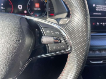 Skoda Octavia IV RS Kombi 2.0 TDI SCR 200KM 2021 Skoda Octavia 2.0 Diesel 199KM, zdjęcie 17