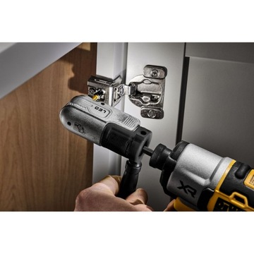 DEWALT NASADKA KĄTOWA DO WKRĘTARKI UCHWYT NA BITY HEX 1/4 LED USB DTLRA