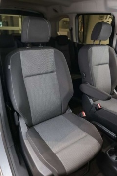 Toyota 2023 Toyota Proace City Verso City Verso 1.5 D-4D Business 1.5 Diesel 102KM, zdjęcie 9