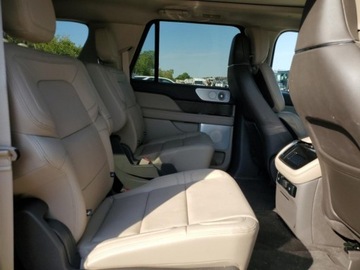 Lincoln Navigator III 2022 Lincoln Navigator L Reserve 2022 3.5l 3.5 Benzyna 440KM, zdjęcie 10