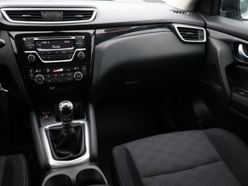 Nissan Qashqai II Crossover 1.2 DIG-T 115KM 2016 Nissan Qashqai 1.2 DIG-T, Salon Polska, zdjęcie 7