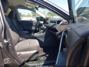 Toyota RAV4 V 2025 Toyota RAV4 2025 TOYOTA RAV4 HYBRID XLE 2.5 Hybryda 176KM, zdjęcie 13