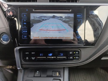 Toyota Auris II 2016 Toyota Auris Hybrid 135 Premium II (2012-) 1.8 Hyb, zdjęcie 17