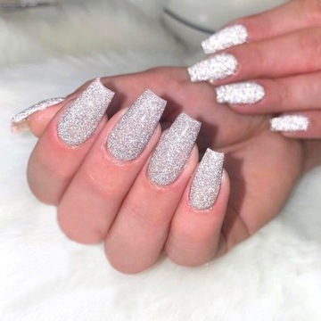 2 гибридных лака для ногтей MOLLY NAILS 8 г + БЕСПЛАТНЫЙ НАБОР цветов на выбор