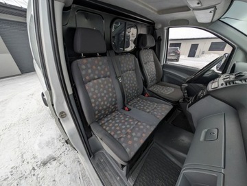 Mercedes Vito W639 Kombi 109 CDI 95KM 2008 Mercedes-Benz Vito Stan techniczny dobry 2.1 Diesel 95KM, zdjęcie 20