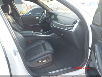 BMW X7 2022 BMW X7 2022 r., 3,0L XDRIVE40I 3.0 Benzyna 335KM, zdjęcie 4
