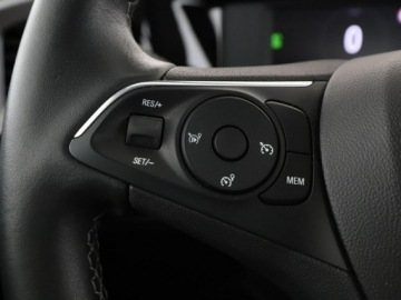 Opel Mokka II SUV 1.2 Turbo 100KM 2022 Opel Mokka X Historia serwisowa Opel Kamera, zdjęcie 29