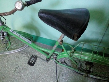 Старый винтажный велосипед