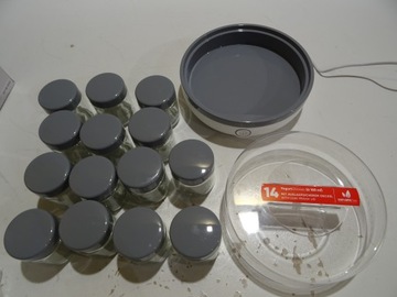 JOGURTOWNICA MASZYNA DO ROBIENIA JOGURTU 14 SŁOIKÓW