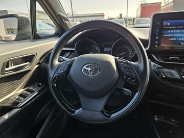 Toyota C-HR I Crossover 1.8 Hybrid 122KM 2018 Toyota C-HR 1,8 Hybryda 122KM automat kamera, zdjęcie 9