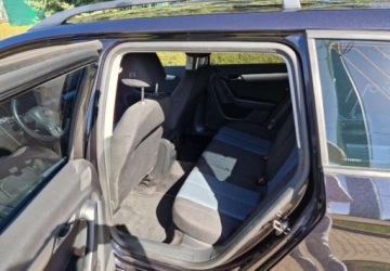 Volkswagen Passat B7 Variant 1.6 TDI CR DPF BlueMotion 105KM 2013 Volkswagen Passat Variant Volkswagen Passat Variant ver-variant-1-6-tdi-bl, zdjęcie 11