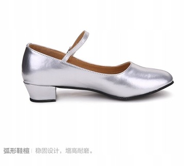 Модные и красивые босоножки на каблуке35