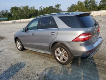 Mercedes Klasa M W166 2015 Mercedes-Benz ML 2015 Mercedes-Benz ML 350 4MATIC 3.5 Benzyna 302KM, zdjęcie 3