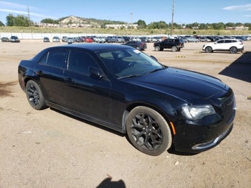 Chrysler 300C II 2021 Chrysler 300 Touring 2021 3.6l 3.6 Benzyna 260KM, zdjęcie 3