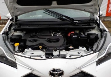 Toyota Yaris III Hatchback 5d Facelifting 2017 1.0 VVT-i 72KM 2019 Toyota Yaris Okazja Benzyna 72KM, zdjęcie 5