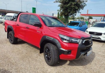 Toyota Hilux VIII Podwójna kabina Facelifting 2.8 D-4D 204KM 2024 Toyota Hilux Toyota Hilux VIII 2.8 D-4D INVINCIBLE mHEV Double Cab 4x4 , F