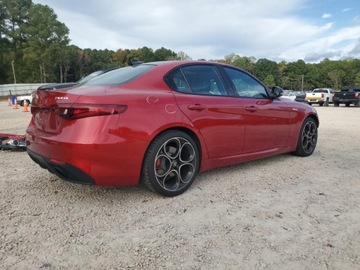 Alfa Romeo Giulia II Sedan Facelifting 2.0 Turbo 280KM 2023 Alfa Romeo Giulia Ti 2023 2.0l 2.0 Benzyna 280KM, zdjęcie 3