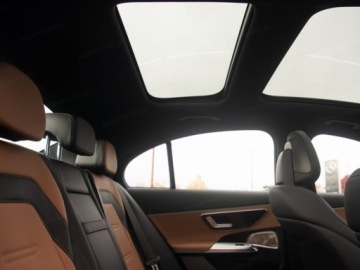 Mercedes Klasa E W214 2026 53 4M+ Hybrid Pakiet wyposażenia AMG Premium Plus + AMG Night + Kamera, zdjęcie 7