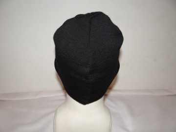 КРУТАЯ ШАПКА - SATILA МЕРИНОСОВАЯ ШЕРСТЬ