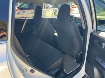 Toyota RAV4 IV MPV Facelifting 2.5 Hybrid 197KM 2017 Toyota RAV4 Toyota RAV 4 IV XENONYLEDYKamera cofania Bezwypadkowa 2.5, zdjęcie 6