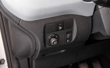 Citroen Berlingo II Van Long Facelifting 1.6 HDi 92KM 2013 Citroen Berlingo Do Przewozu Osob Niepelnosprawnych Z winda Pefron Vat, zdjęcie 15