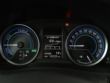 Toyota Auris II Hatchback 5d 1.8 HSD 136KM 2014 Toyota Auris HEV klima auto kamera i czujniki, zdjęcie 21