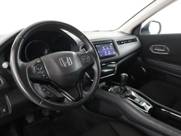 Honda HR-V II SUV 1.5 i-VTEC 130KM 2016 Honda HR-V Elegance PDC grzane fotele klima-auto., zdjęcie 13