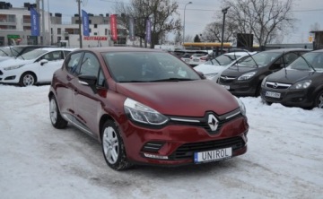 Renault Clio IV Hatchback 5d ENERGY TCe 99g 90KM 2016 Renault Clio LIFT Benzyna Klimatyzacja Cz.parkowania Tempomat Benzyna 90KM, zdjęcie 3