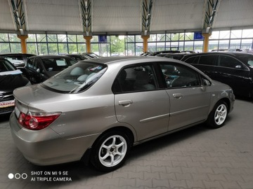 Honda City V 1.4 i 83KM 2006 Honda City ROCZNA GWARANCJA, zdjęcie 5