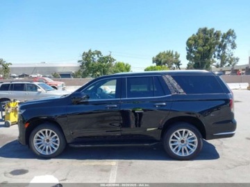 Cadillac Escalade III 2023 Cadillac Escalade Premium Luxury 2023 6.2l 6.2 Benzyna 420KM, zdjęcie 2