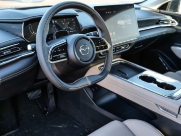 Mazda 6 IV (6E) Elektryczny Long Range 80kWh 245KM 2025 MAZDA 6 Takumi 6e 68.8kWh Hatchback 245KM 2025, zdjęcie 9