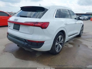 Audi Q8 2024 Audi Q8 E-Tron Premium Plus Quattro 2024 Elektryczny 402KM, zdjęcie 5